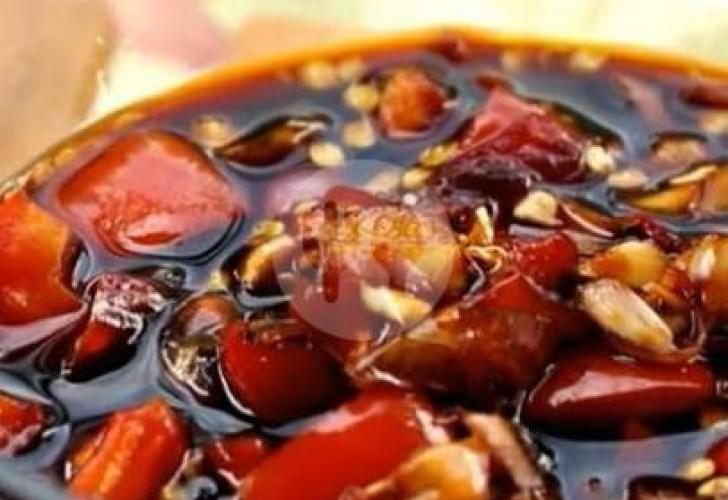 Sambel Kencur: Rasa Hangat yang Menghampiri di Jalan Sulawesi
