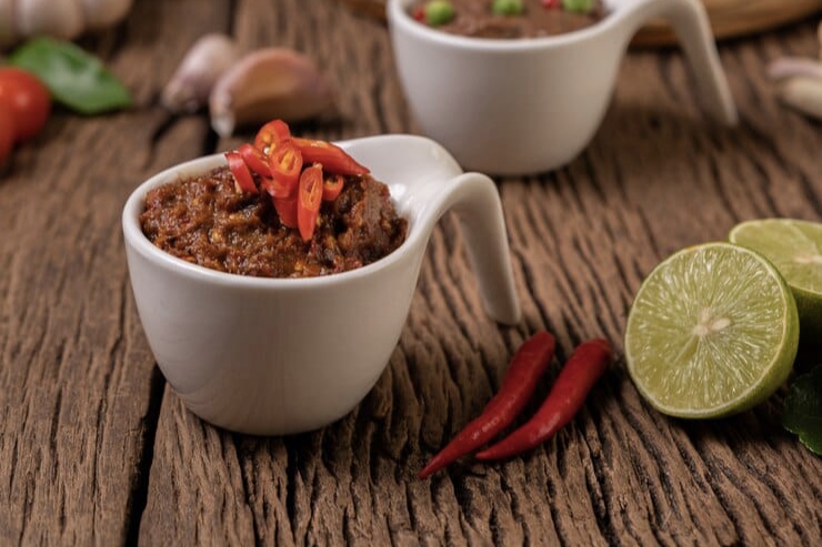 Sambel Kencur: Rasa Pedas yang Menghampiri di Jantung Cilacap